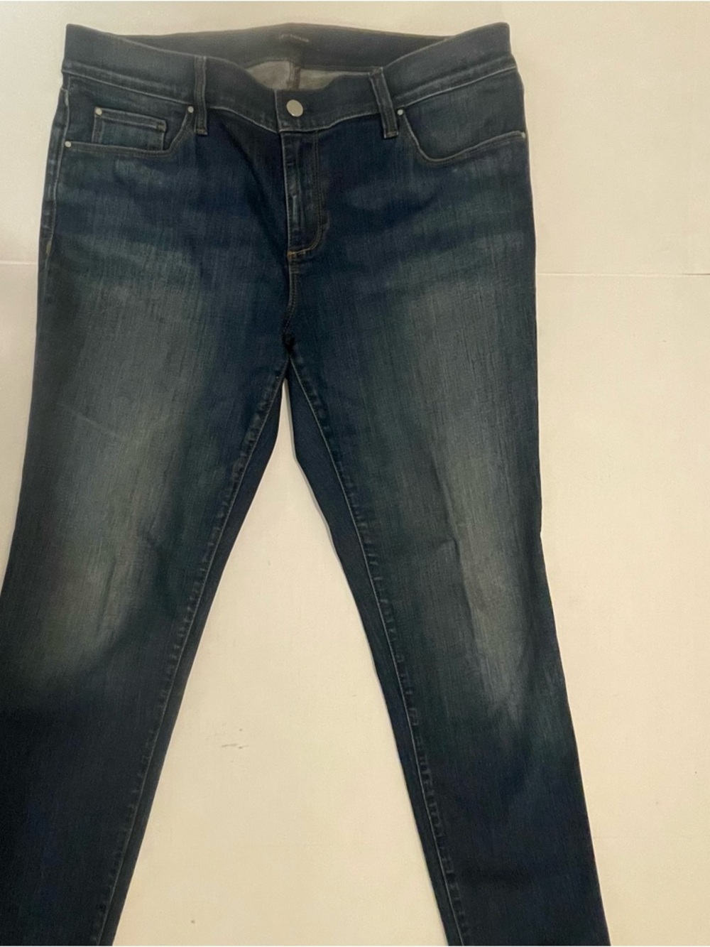Ann Taylor Dark Blue Women’s relaxed Slim Jeans. Size 10. Preowned.